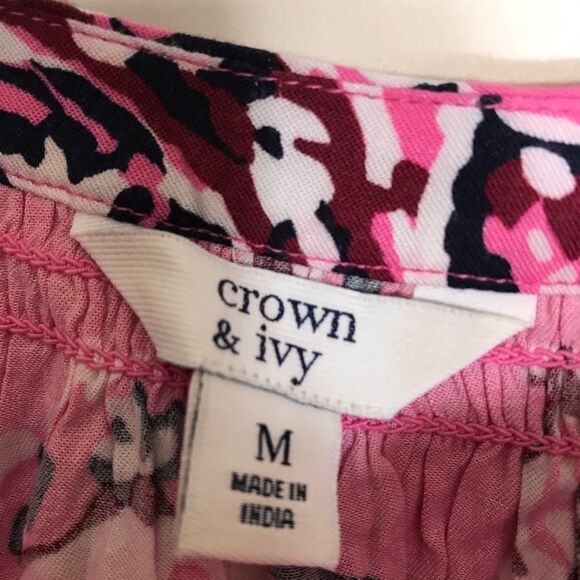 Lot Of 3 Crown & Ivy Women’s Blouse Tops Size Medium - Picture 9 of 11